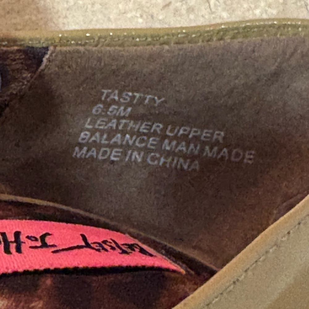 Betsey Johnson Glossy Tan 3” Heels - Picture 8 of 13